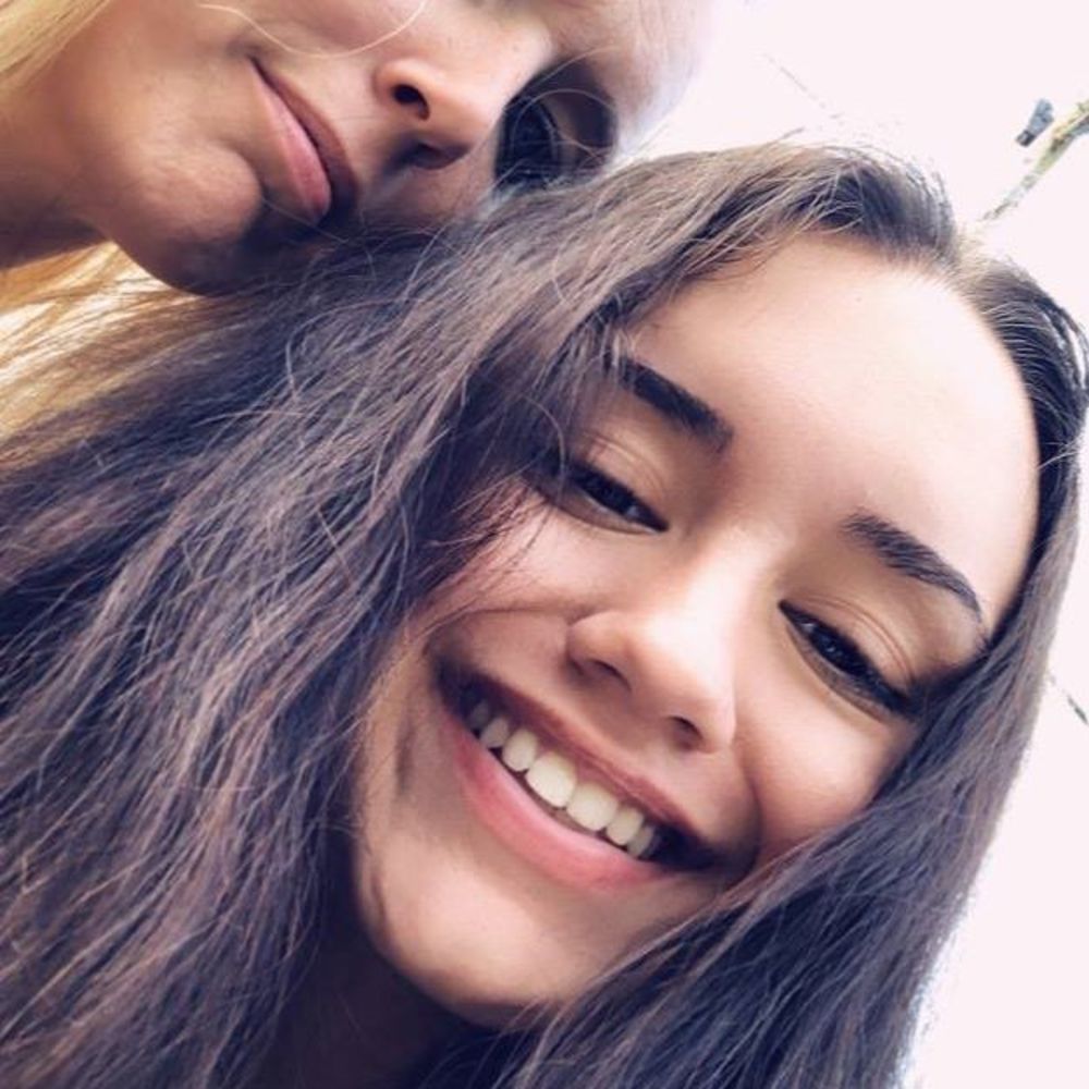 Meet your Posher, Sabrina